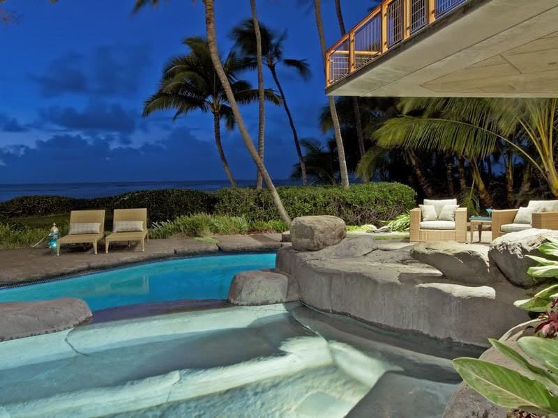Beachfront residence in Hawaii 26