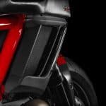Ducati-2015-Diavel 13