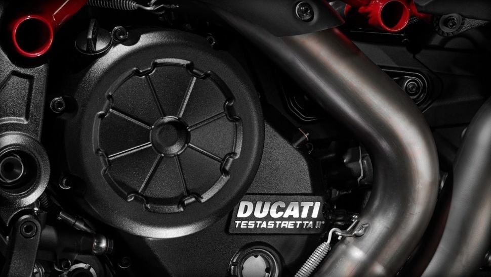 Ducati-2015-Diavel 15