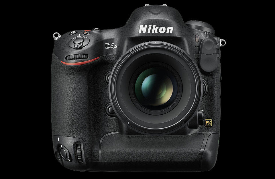 Nikon-D4S 2