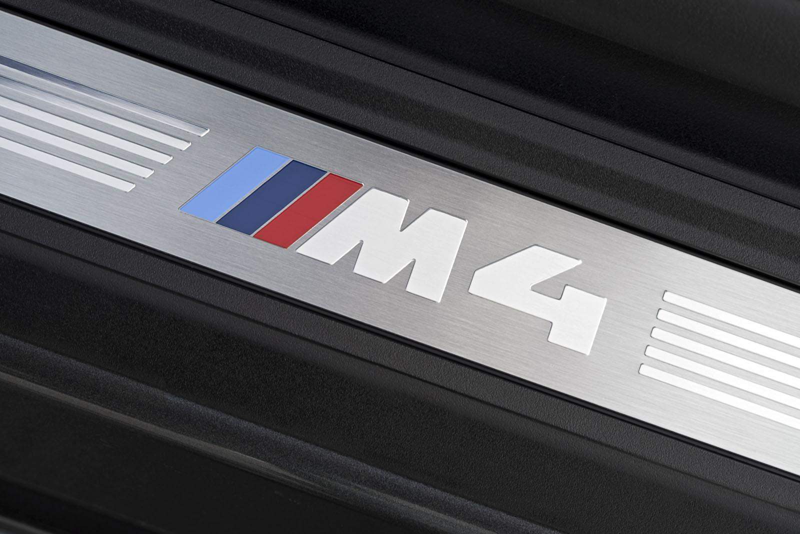 BMW-M4-Convertible 31