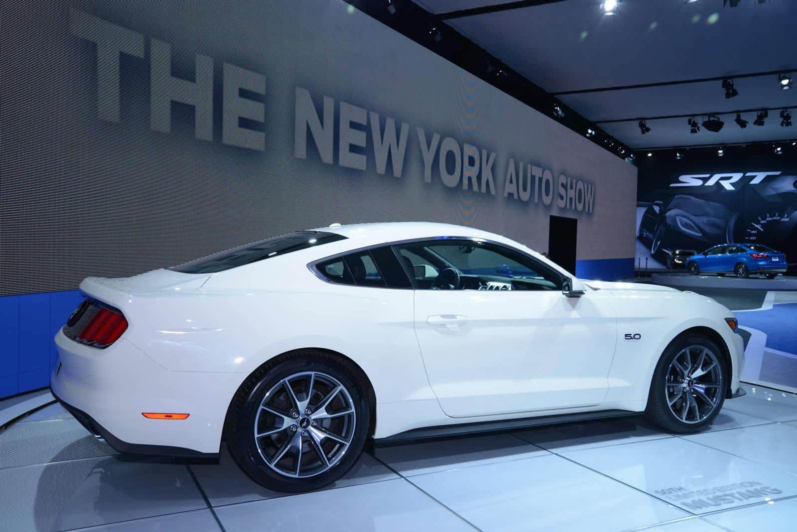 Ford-Mustang-50th-Anniversary-Limited-Edition 5