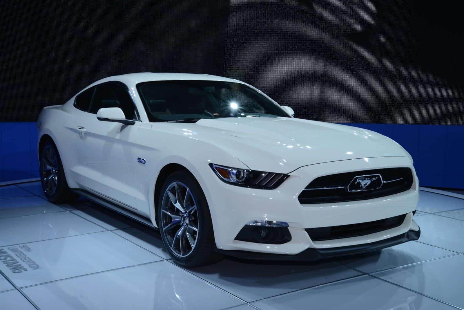 Ford-Mustang-50th-Anniversary-Limited-Edition 7