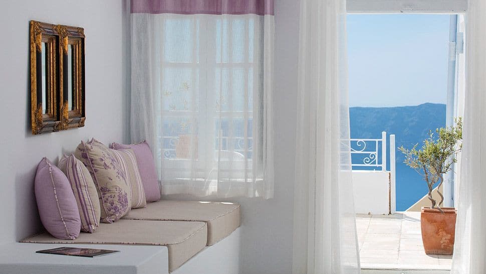 La-Maltese-Hotel-Santorini 9