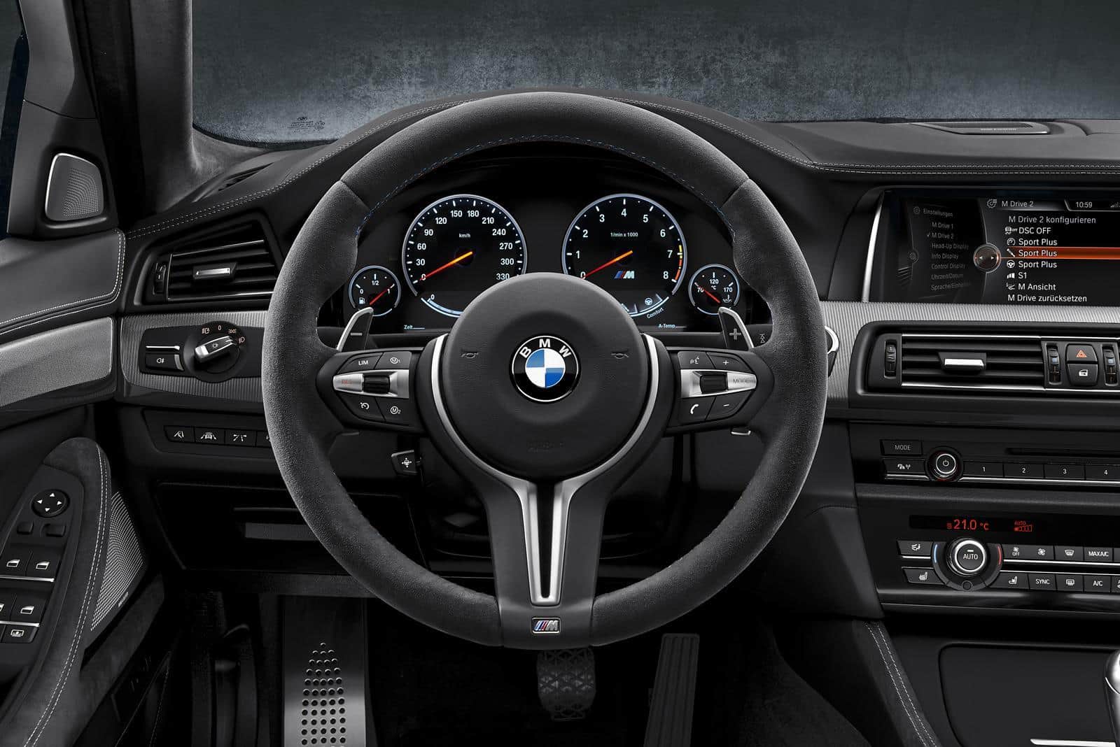 BMW-M5-30-Jahre-M5-Special-Edition 2