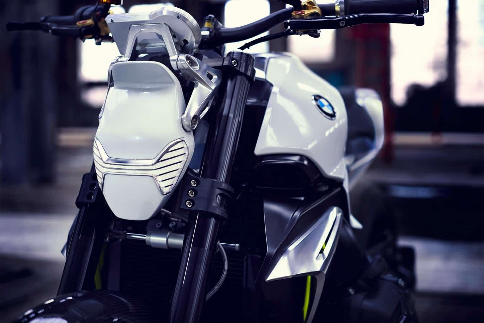 BMW-Motorrad-Concept-Roadster 14