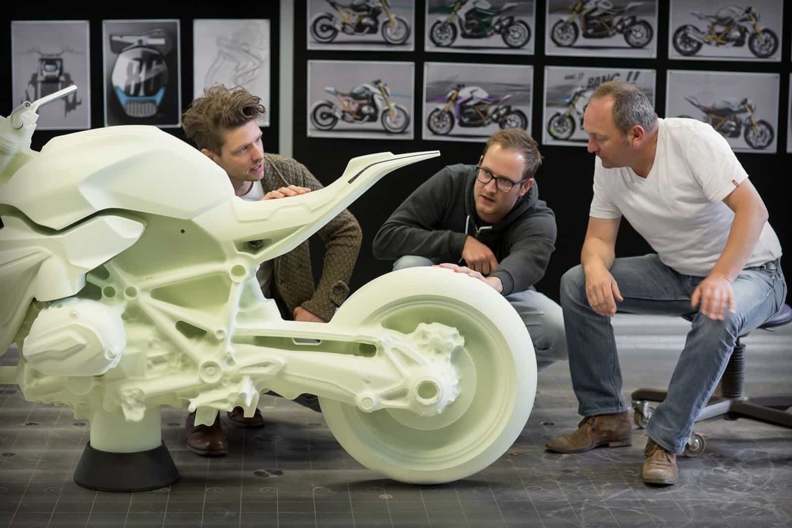 BMW-Motorrad-Concept-Roadster 28