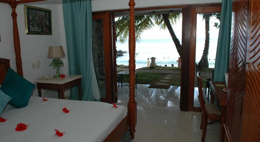 The-Sunset-Beach-Hotel-Seychelles 8
