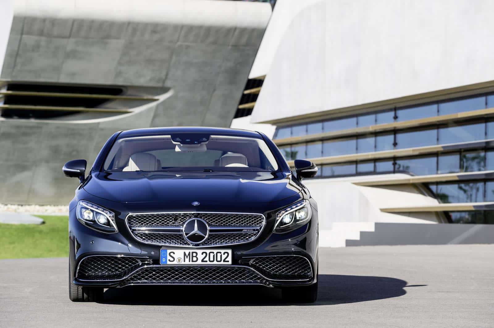 Mercedes-Benz-S65-AMG-Coupe 26
