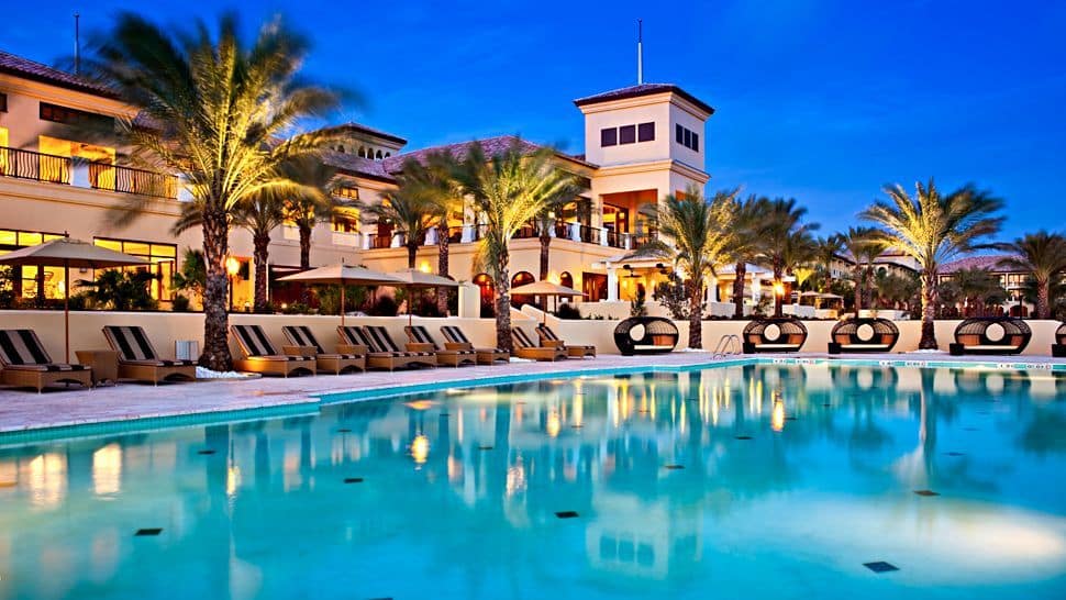Santa-Barbara-Beach-and-Golf-Resort-Curacao 1
