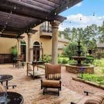 Newly-Renovated-Houston-Texas-Mansion-Perfect-for-Parties 22