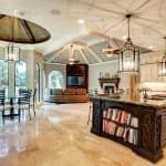 Newly-Renovated-Houston-Texas-Mansion-Perfect-for-Parties 8