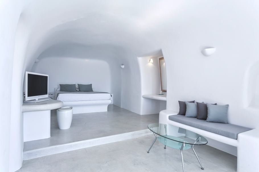 Pegasus Suites & Spa Santorini 12