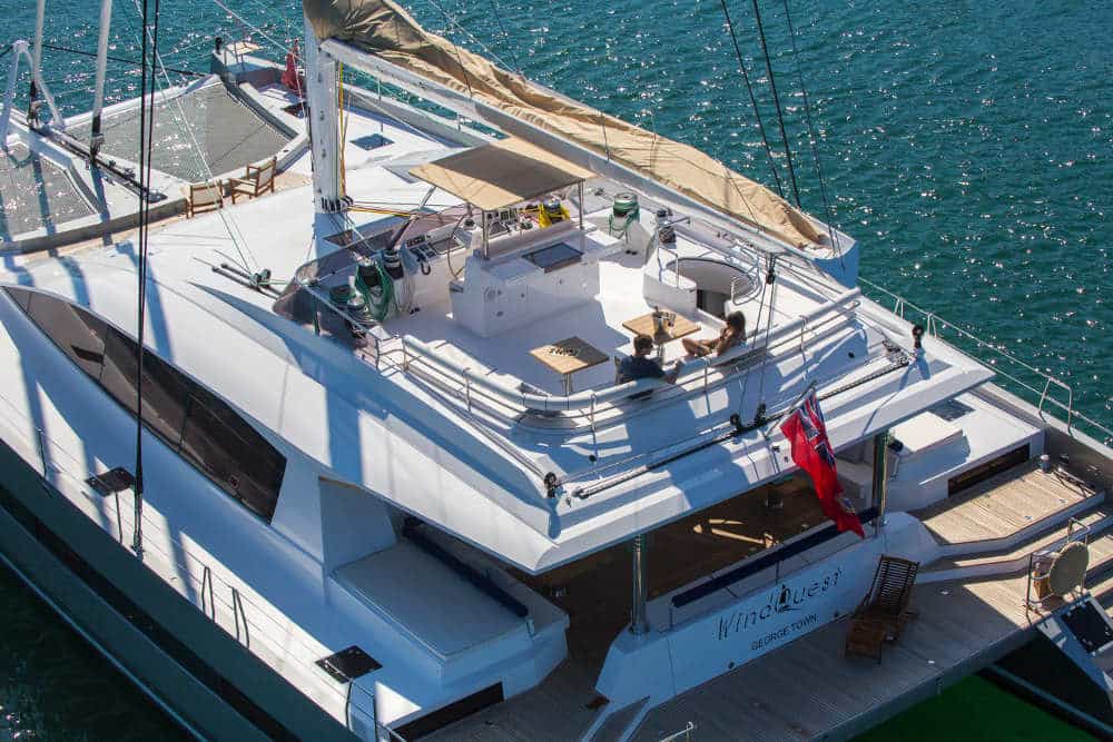 WindQuest-Yacht 2