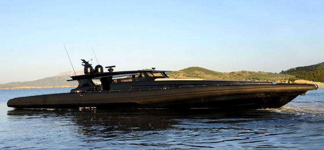 Novamarine-Black-Shiver-220-Superyacht-Tender 2
