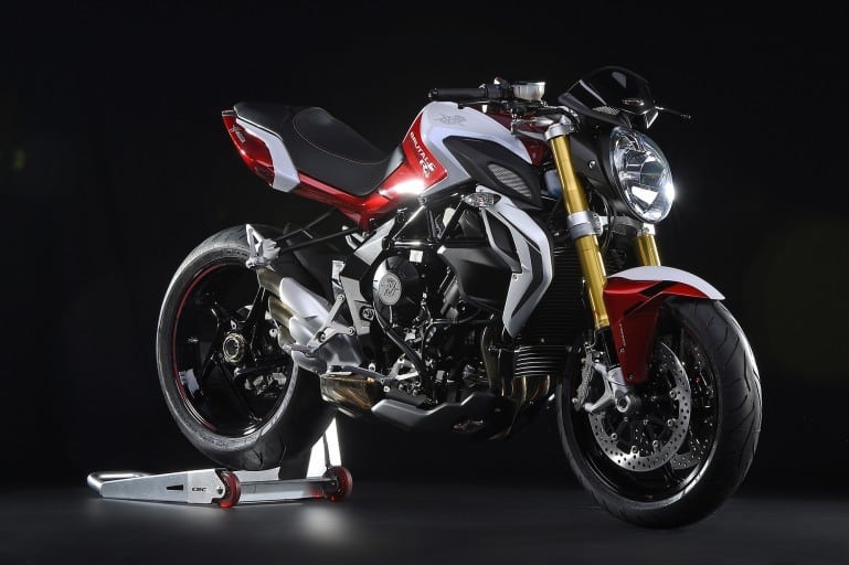 MV-Agusta-Brutale-and-Dragster-800-RR 10