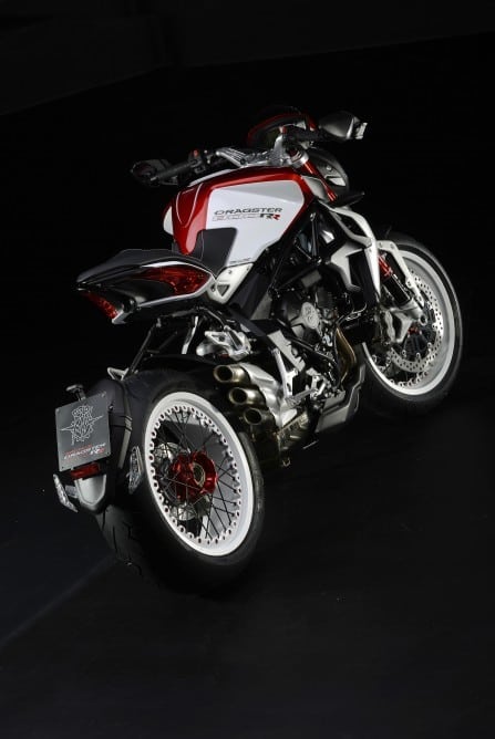 MV-Agusta-Brutale-and-Dragster-800-RR 5