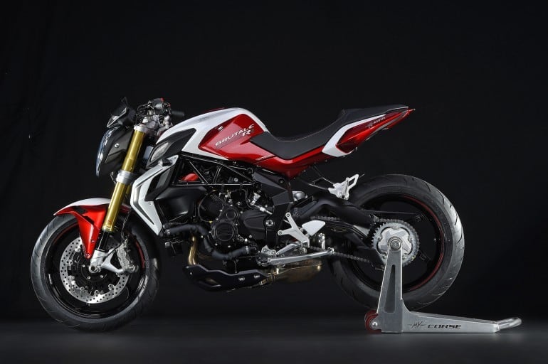 MV-Agusta-Brutale-and-Dragster-800-RR 9