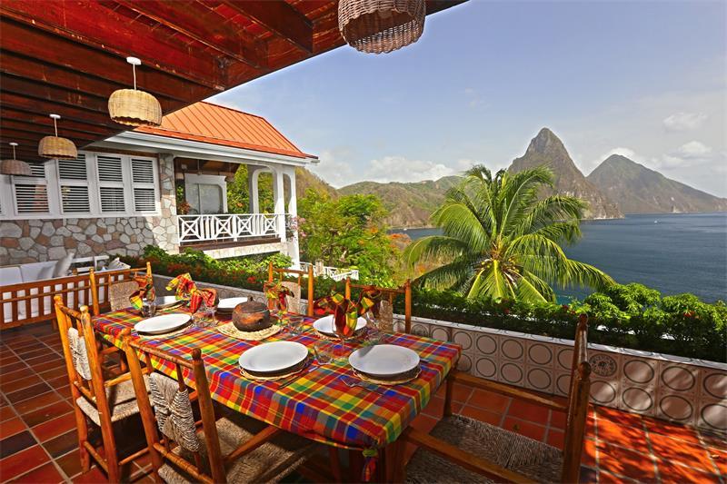 Picturesque-St-Lucia-Villa 9