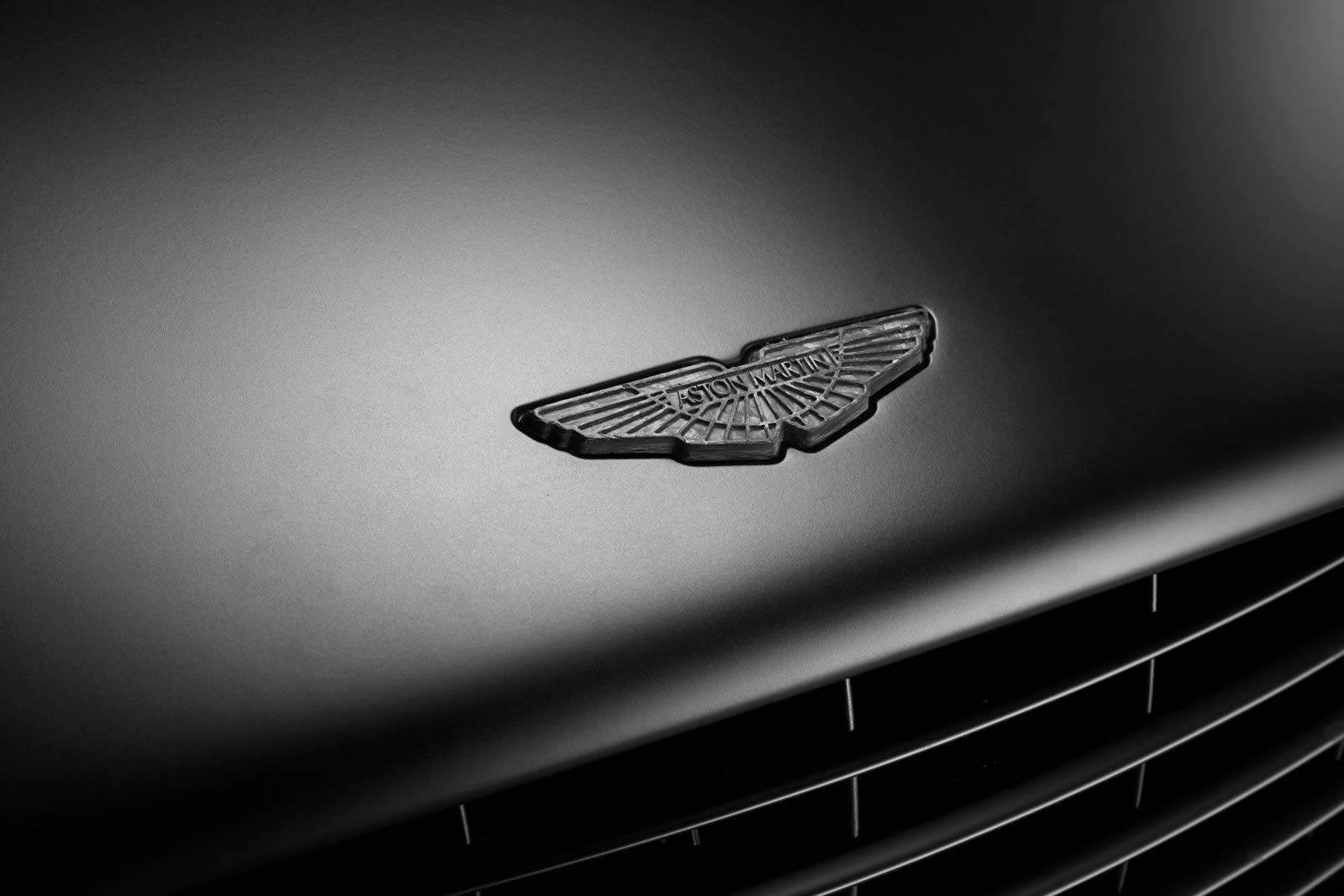 Q-by-Aston-Martin-Special-Edition-Vanquish-Coupe 4