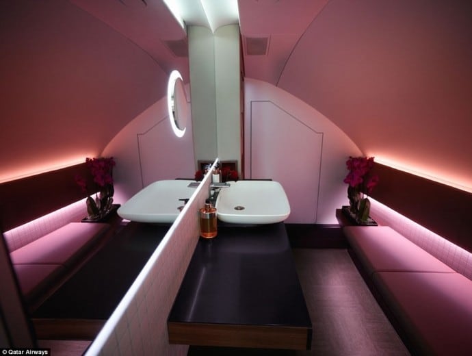 Qatar-Airways-New-Airbus A380-First-Class-Suite 6