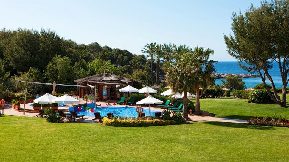 The-St-Regis-Mardavall-Mallorca-Resort 13