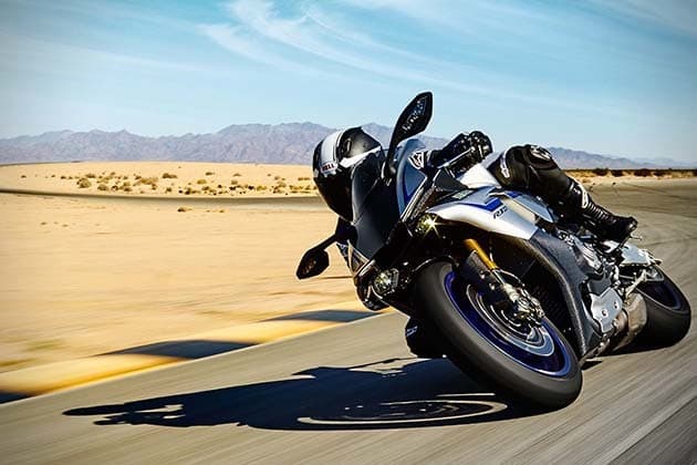 Yamaha-2015-YZF-R1-and-YZF-R1M 2