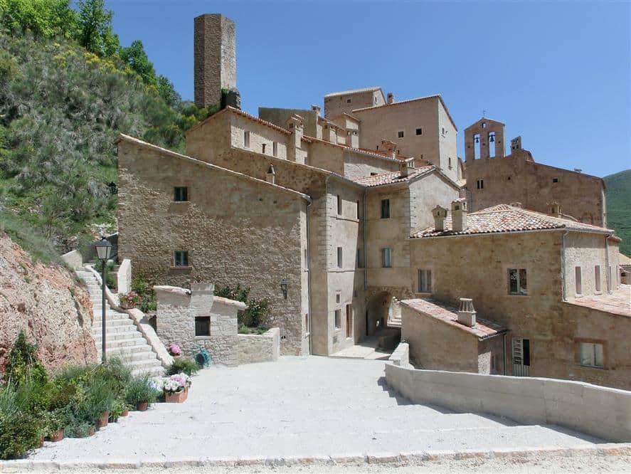 Medieval-Italian-Village 8