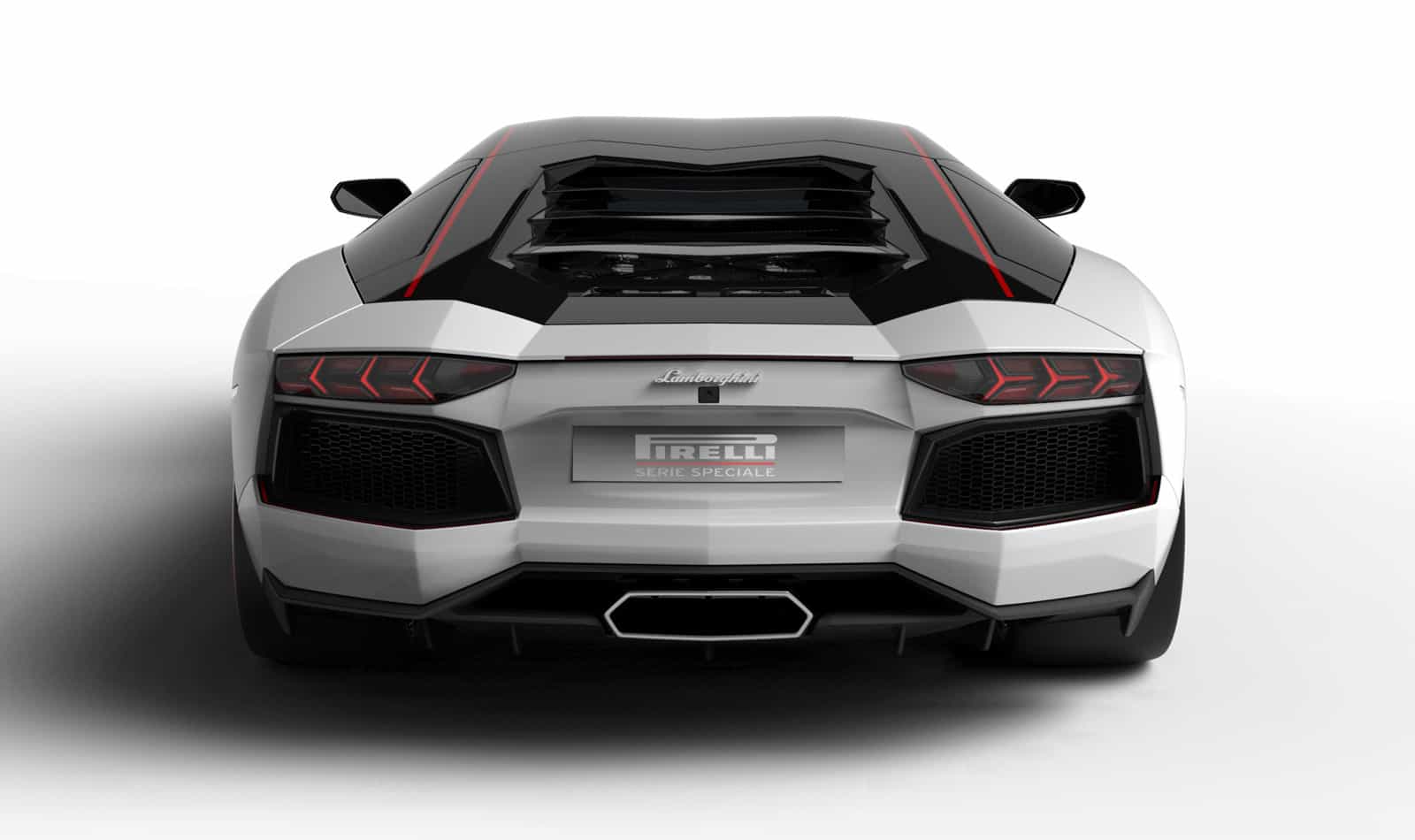 2015-Lamborghini-Aventador-LP-700-4-Pirelli-Edition 4