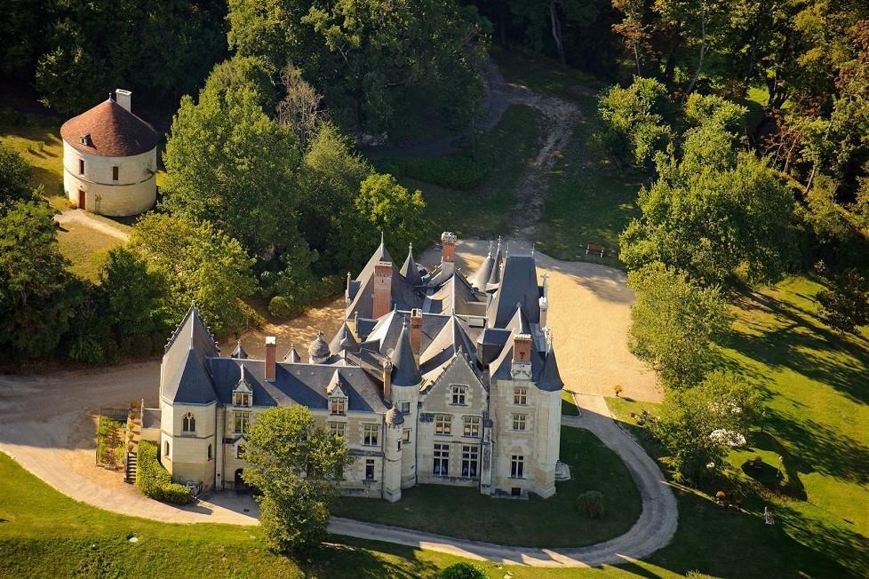 Chateau-Touraine 1