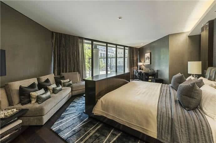 London S Most Expensive One Bedroom Flat For Sale At One