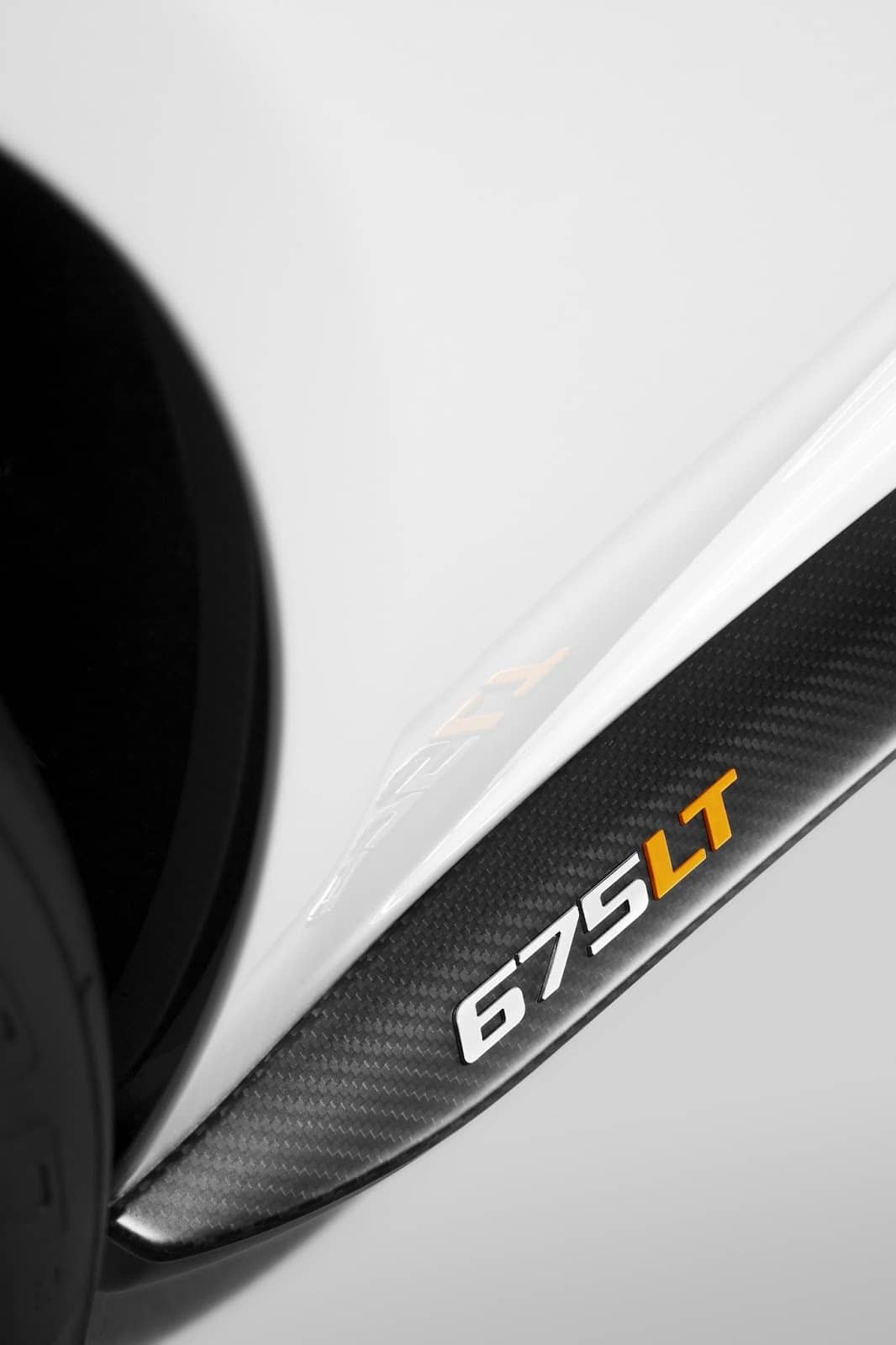 McLaren-675-Long-Tail 10