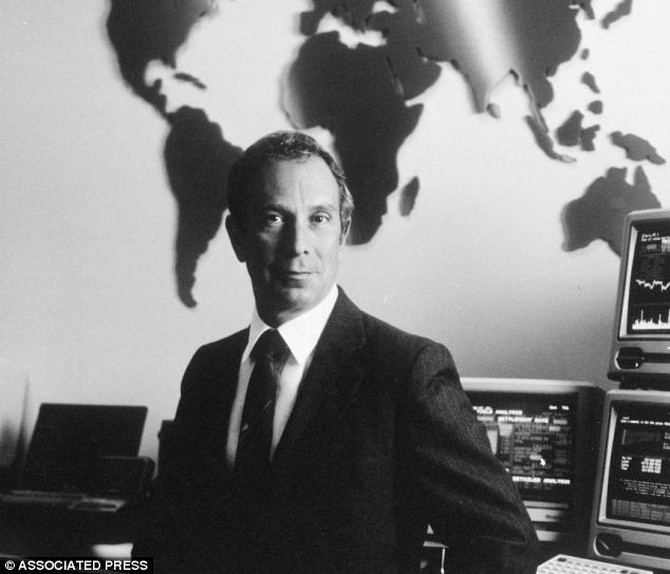 Michael Bloomberg 00002
