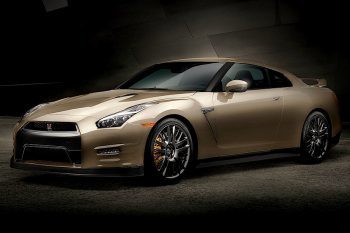 2016 Nissan GT-R 45th Anniversary Gold Edition 1