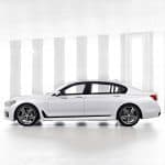2016-BMW-7-Series-18
