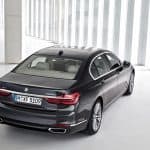 2016-BMW-7-Series-23