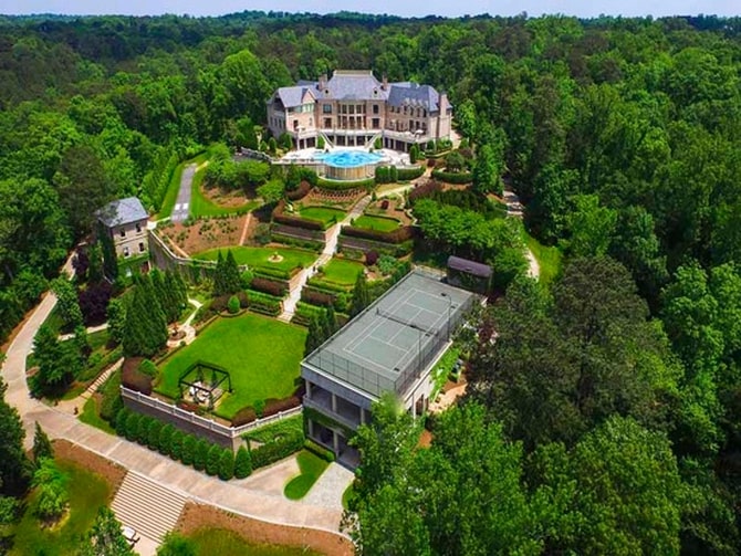 Tyler-Perry-mansion-1