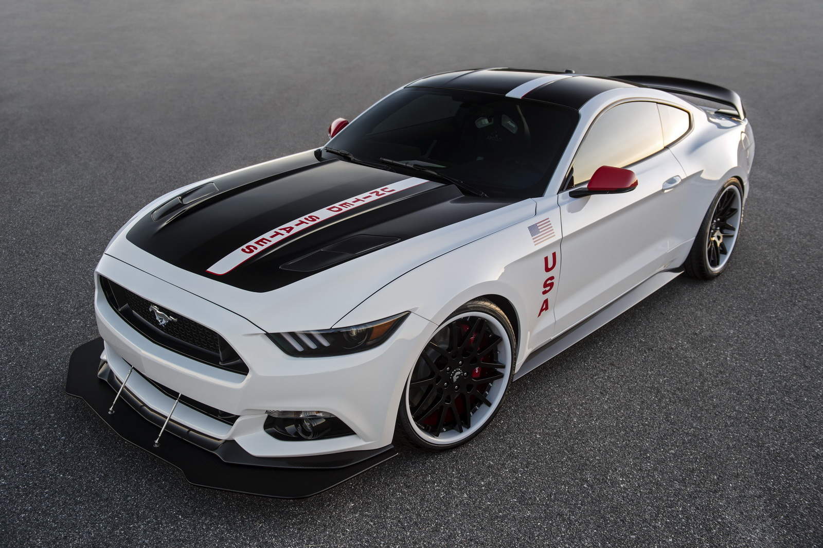Ford Mustang Apollo 