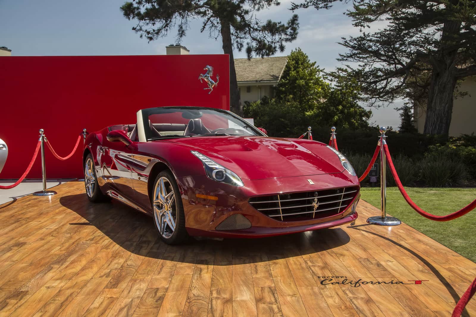 Tailor-Made Ferrari California T