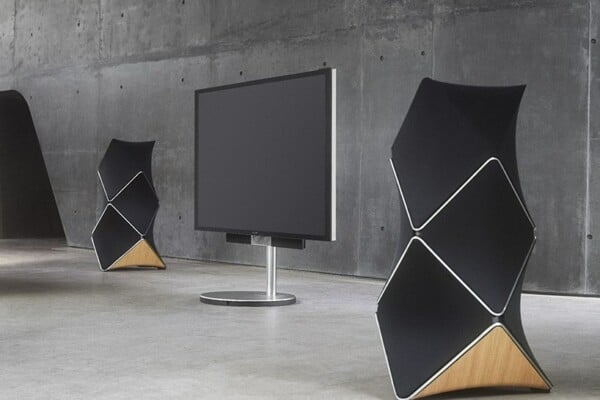bang-and-olufsen-beolab-90-speakers-1