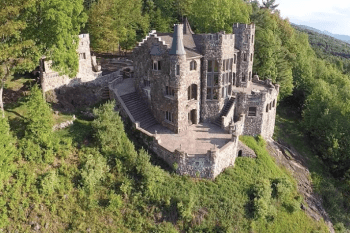 Highlands-Castle-2