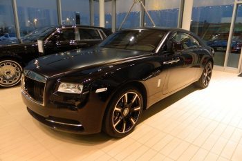 Rolls-Royce-Wraith-Carbon-Fiber-2