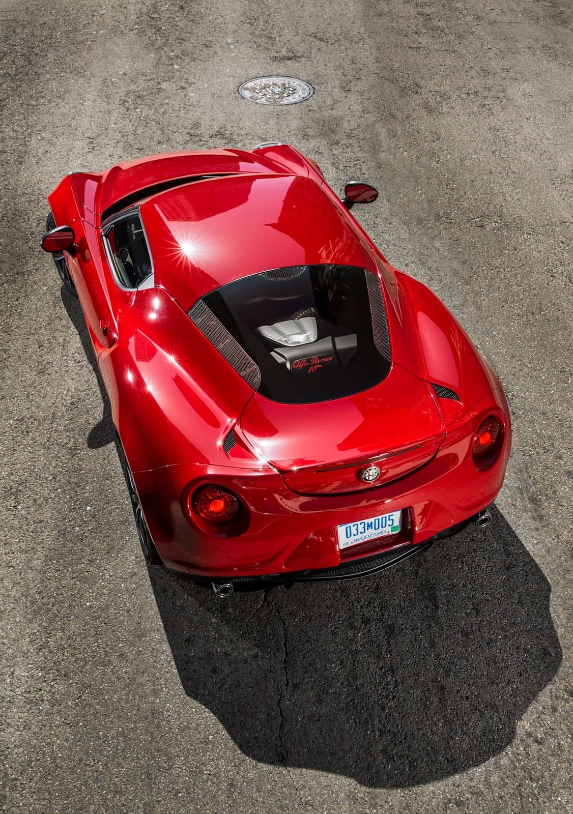 2016-Alfa-Romeo-4C-12
