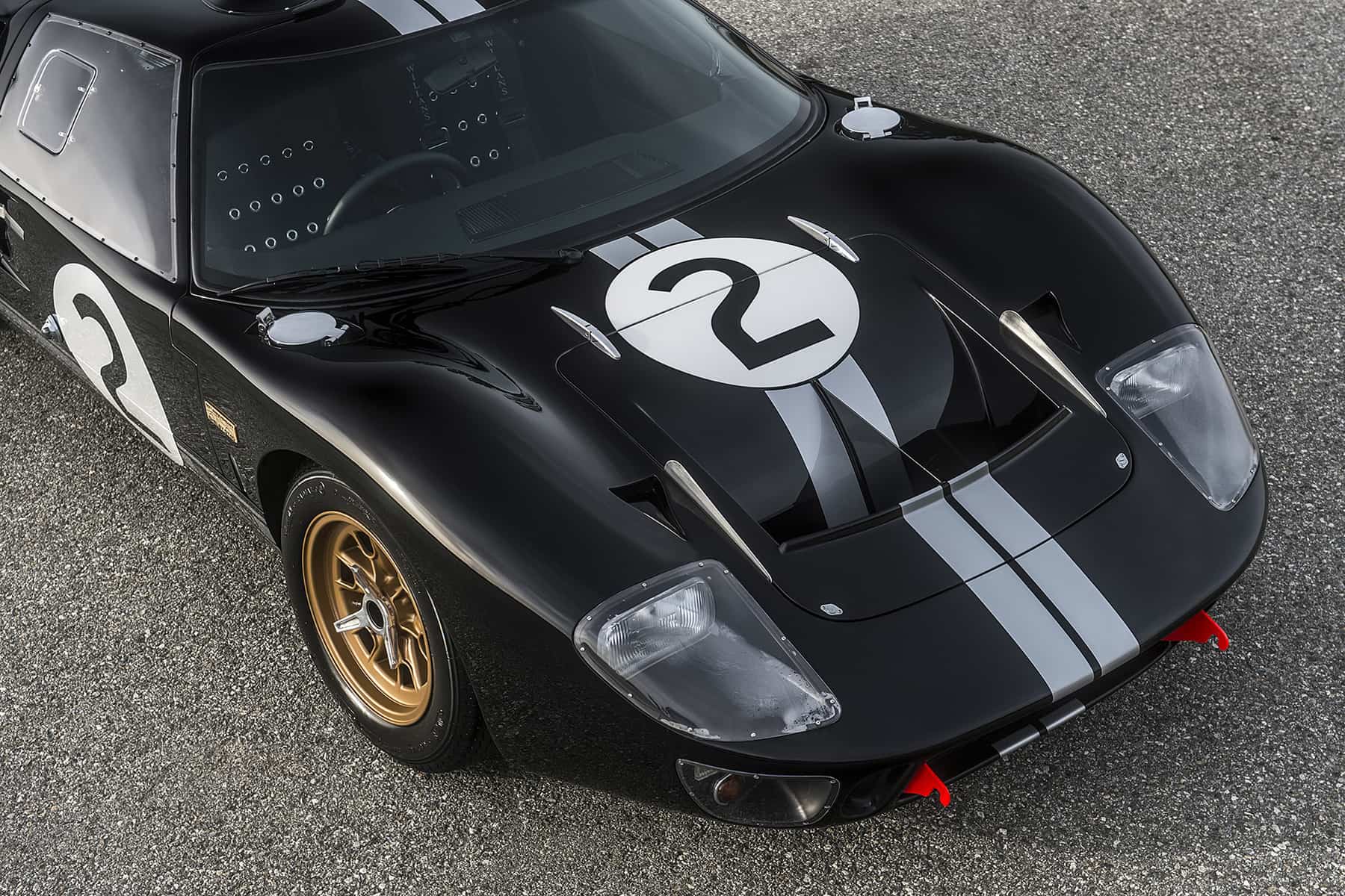 Ford-GT40-MKII-50th-Anniversary-Edition-15