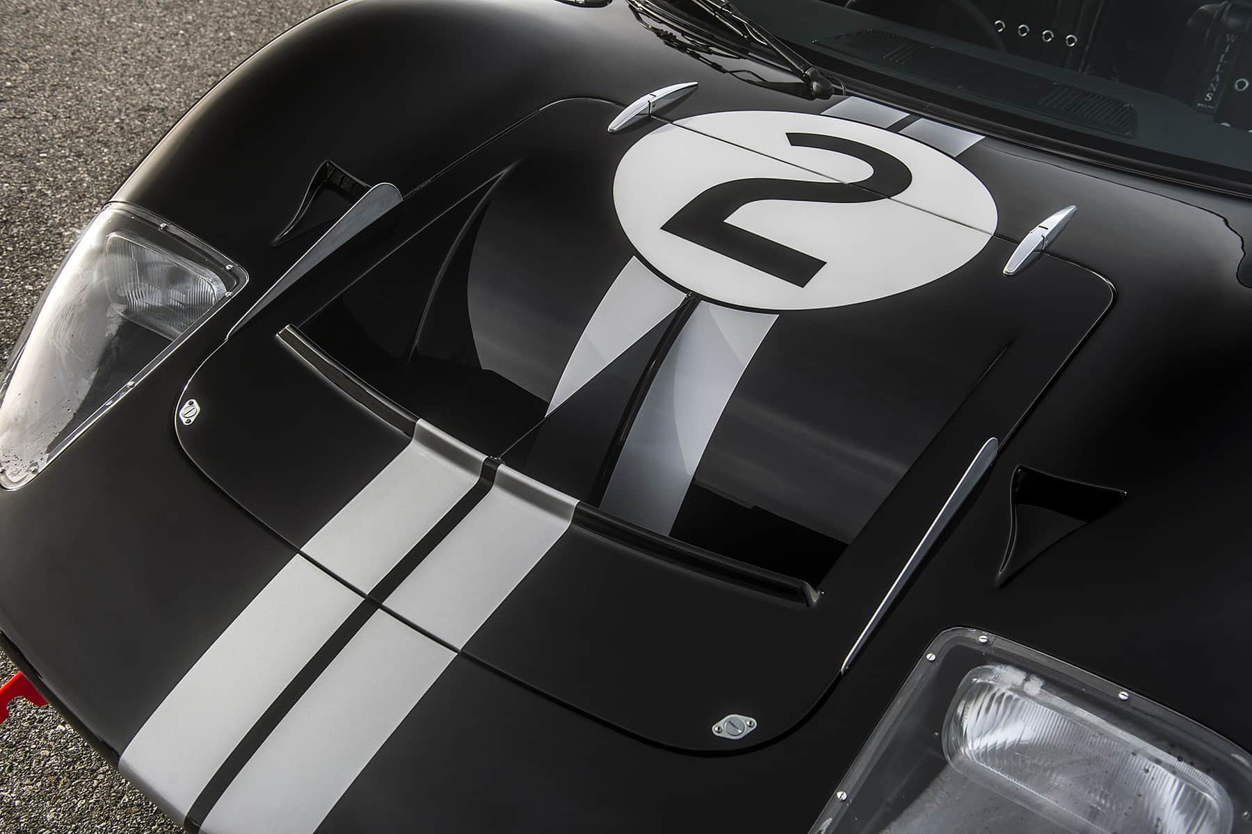 Ford-GT40-MKII-50th-Anniversary-Edition-18