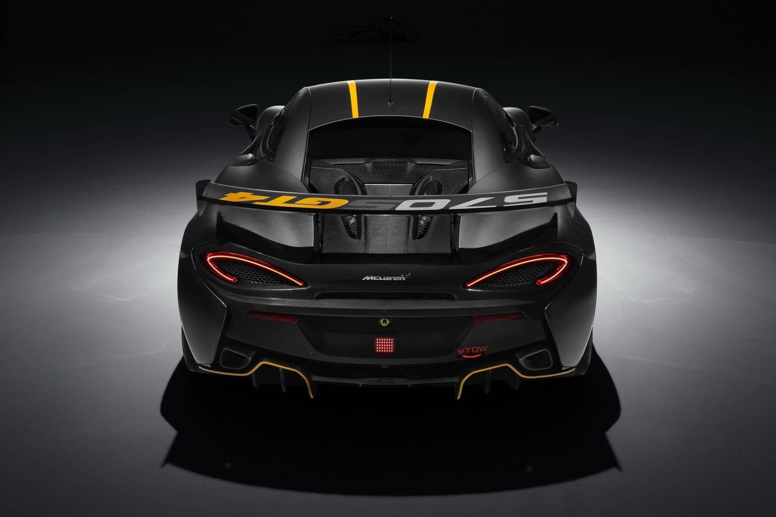 McLaren-570S-GT4-official-6
