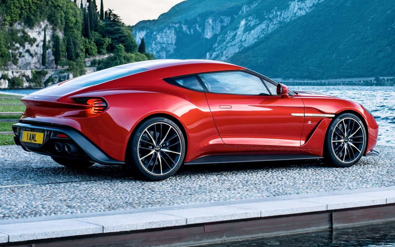 Aston-Martin-Vanquish-Zagato-Coupe-12