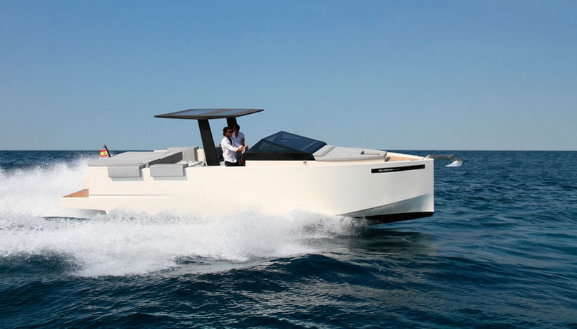 De Antonio Yachts Will Make Your Summer Memorable With The D33 Vessel