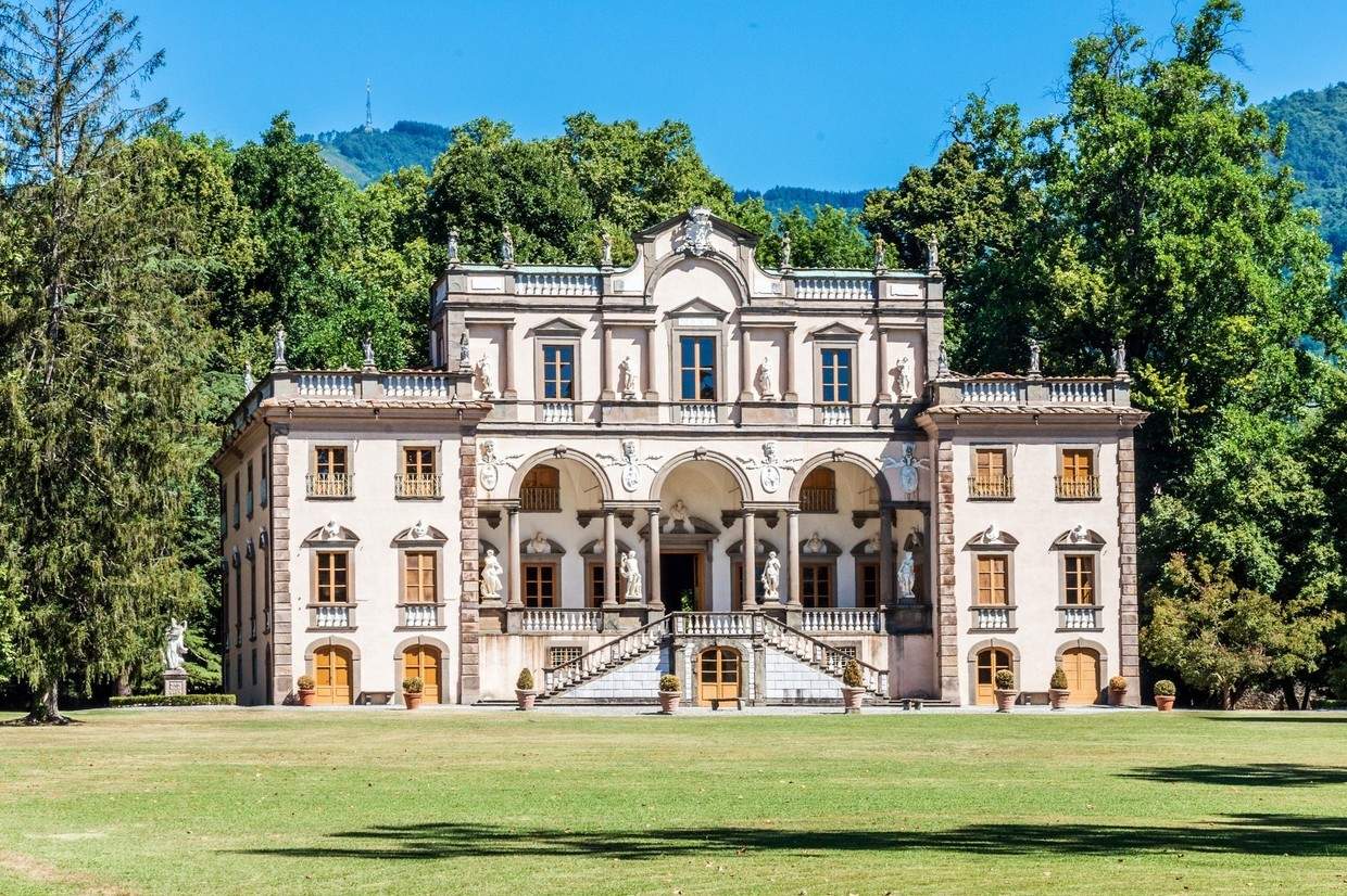 Lucca-Mansion-4