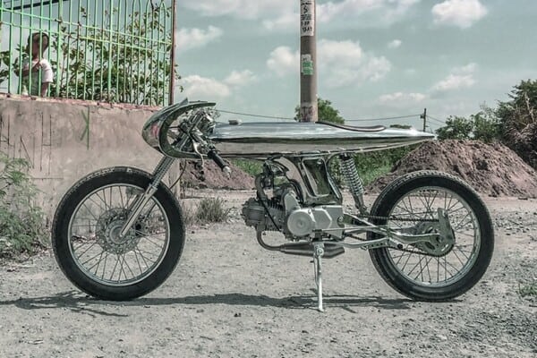 bandit9-eve-mk-ii-motorcycle-1
